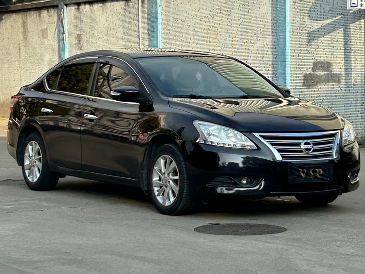 日產(chǎn) 軒逸  2012款 1.8XL CVT豪華版圖片