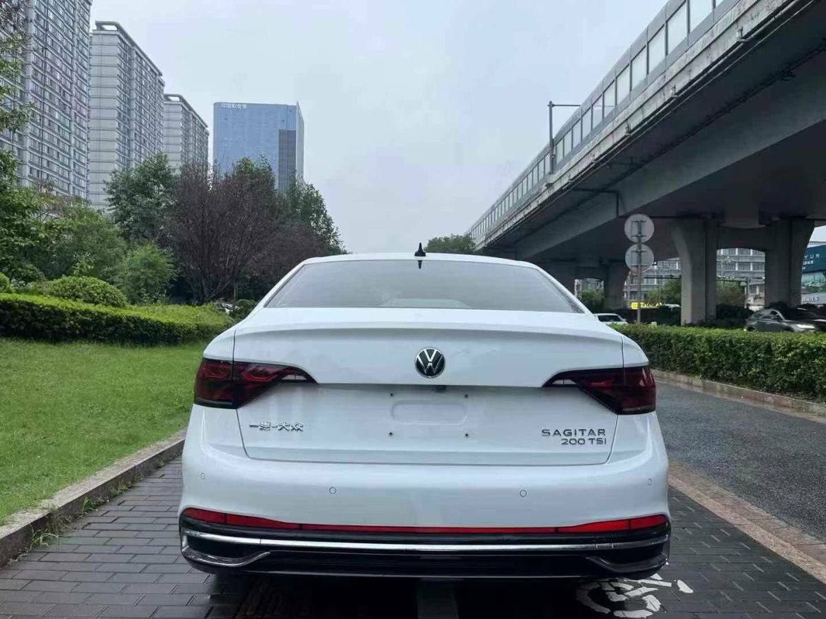 大众 速腾  2022款 200TSI 手动超越版图片