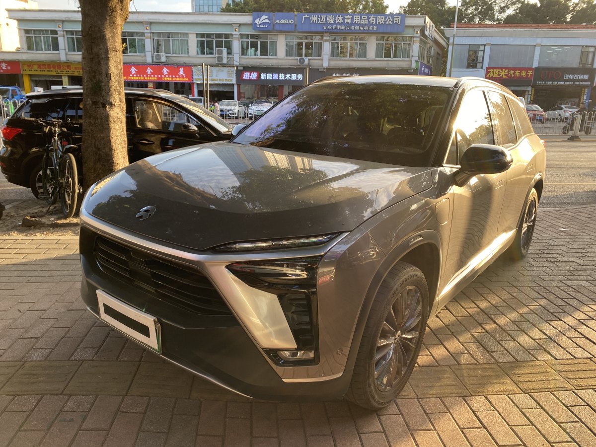 蔚來 ES8  2020款 415KM 基準(zhǔn)版 六座版圖片