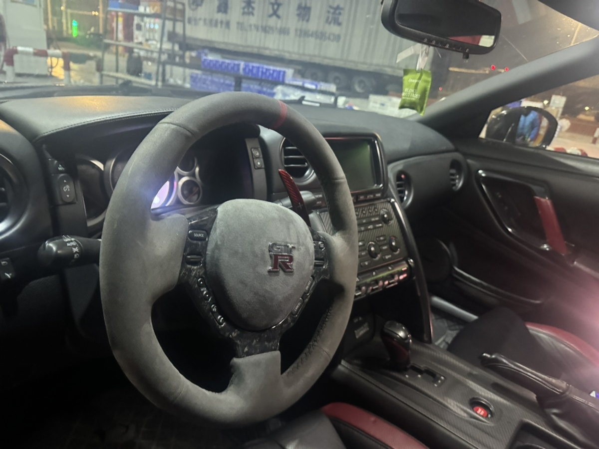 日產(chǎn) GT-R  2012款 3.8T Premium Edition圖片