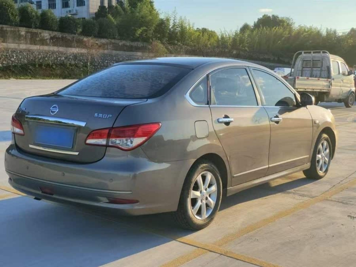 日產(chǎn) 軒逸  2016款 經(jīng)典 1.6XE 自動舒適版圖片