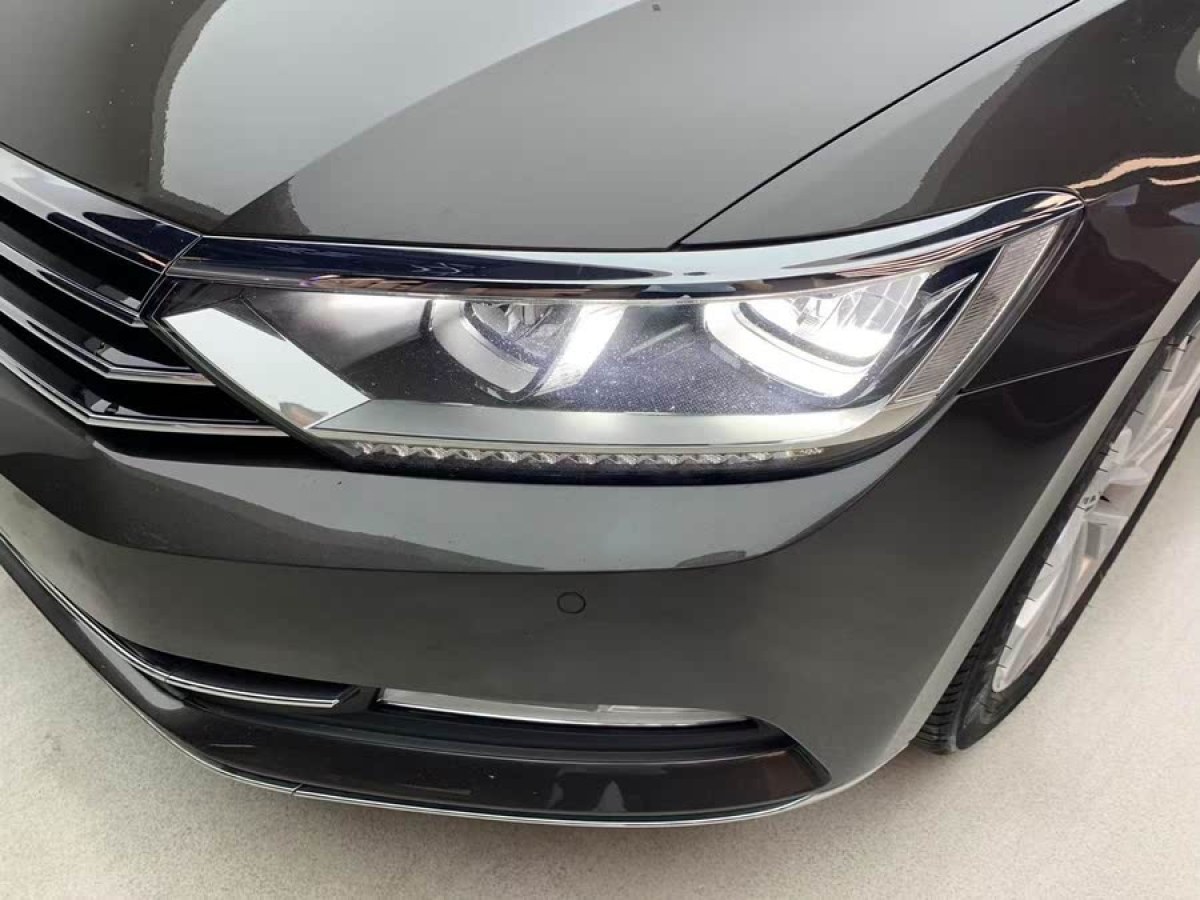 大眾 邁騰  2018款 改款 330TSI DSG 豪華型圖片