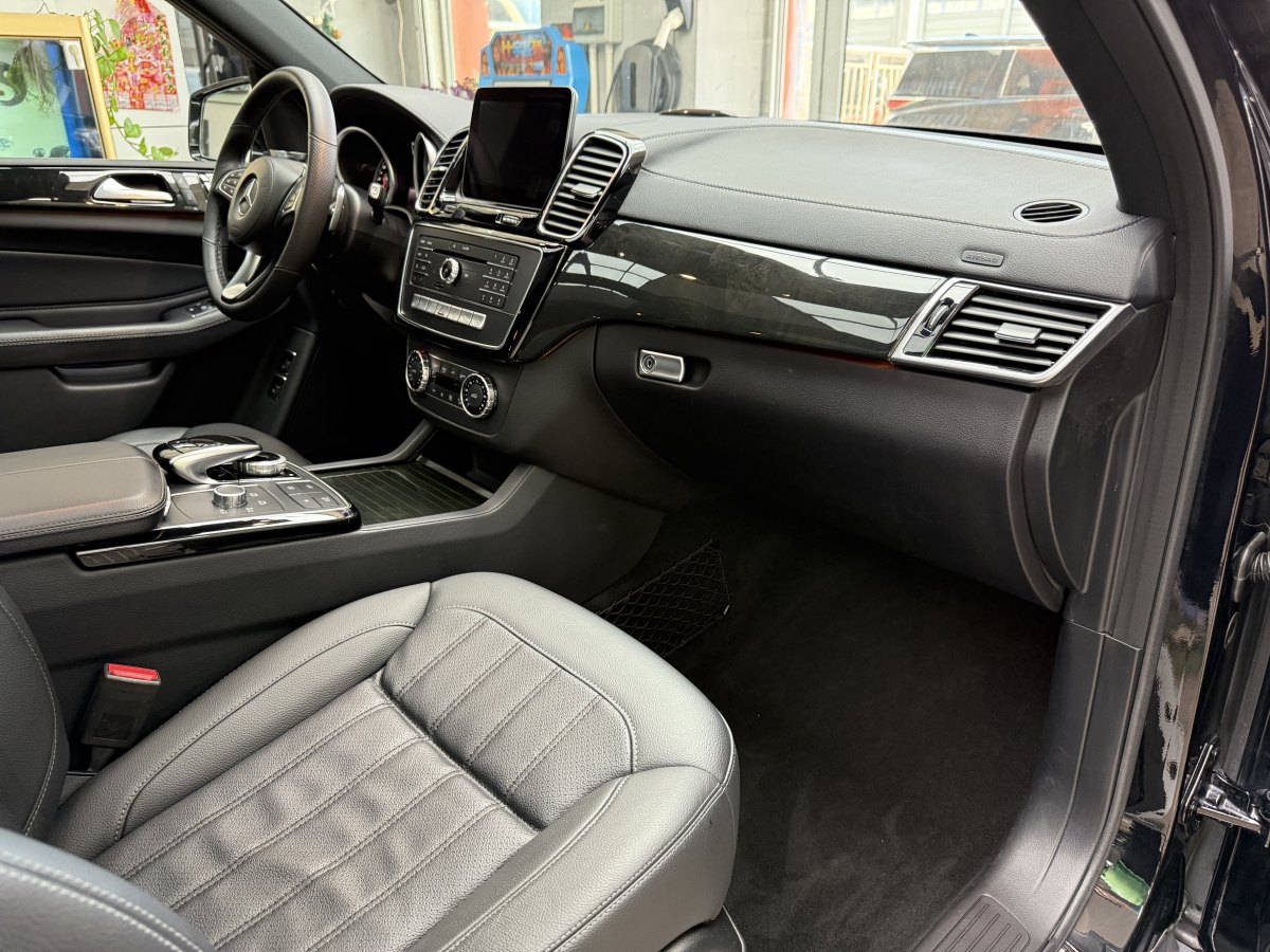 奔馳 奔馳GLS  2018款 GLS450 4MATIC 3.0T 美規(guī)版圖片