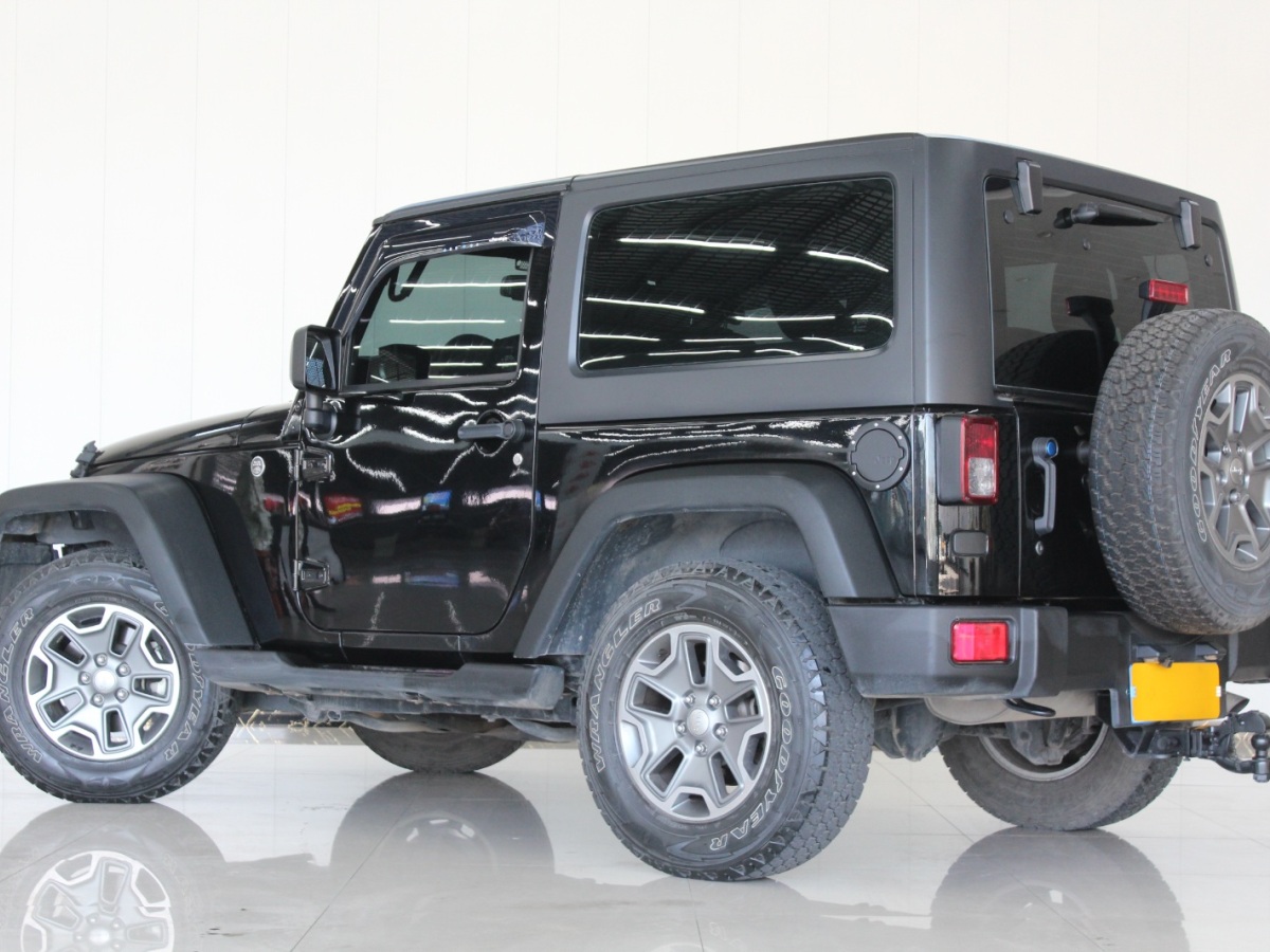 Jeep 牧馬人  2015款 3.6L Rubicon 兩門舒享版圖片