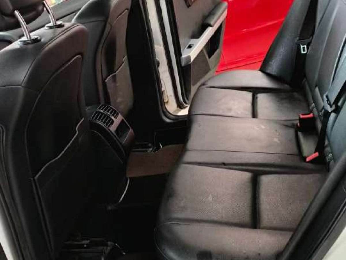 2011年10月奔驰 奔驰GLK级  2012款 GLK 300 4MATIC 动感型
