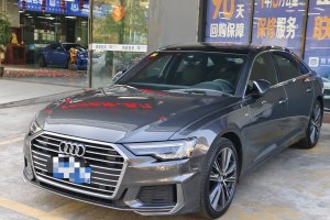 奥迪A6L 奥迪 45 TFSI quattro 臻选动感型