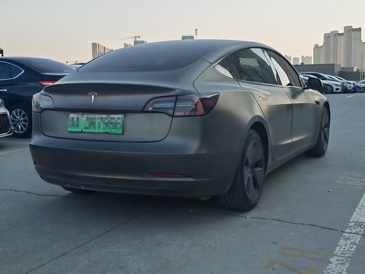 特斯拉 Model 3  2021款 改款 標(biāo)準(zhǔn)續(xù)航后驅(qū)升級(jí)版圖片