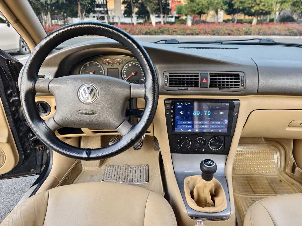 大眾 Passat領馭  2009款 1.8T 手動尊品型圖片