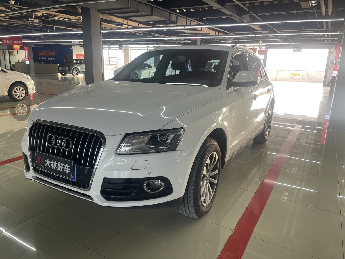 奧迪 奧迪Q5  2015款 40 TFSI 技術(shù)型圖片