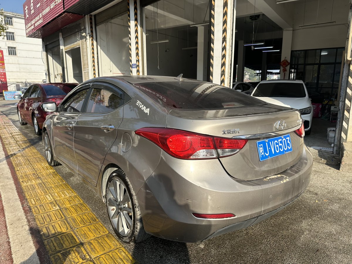 現(xiàn)代 朗動  2015款 1.6L 自動領(lǐng)先型圖片