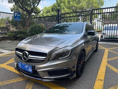 2015年9月 奔馳 奔馳A級(jí)AMG AMG A 45 4MATIC圖片