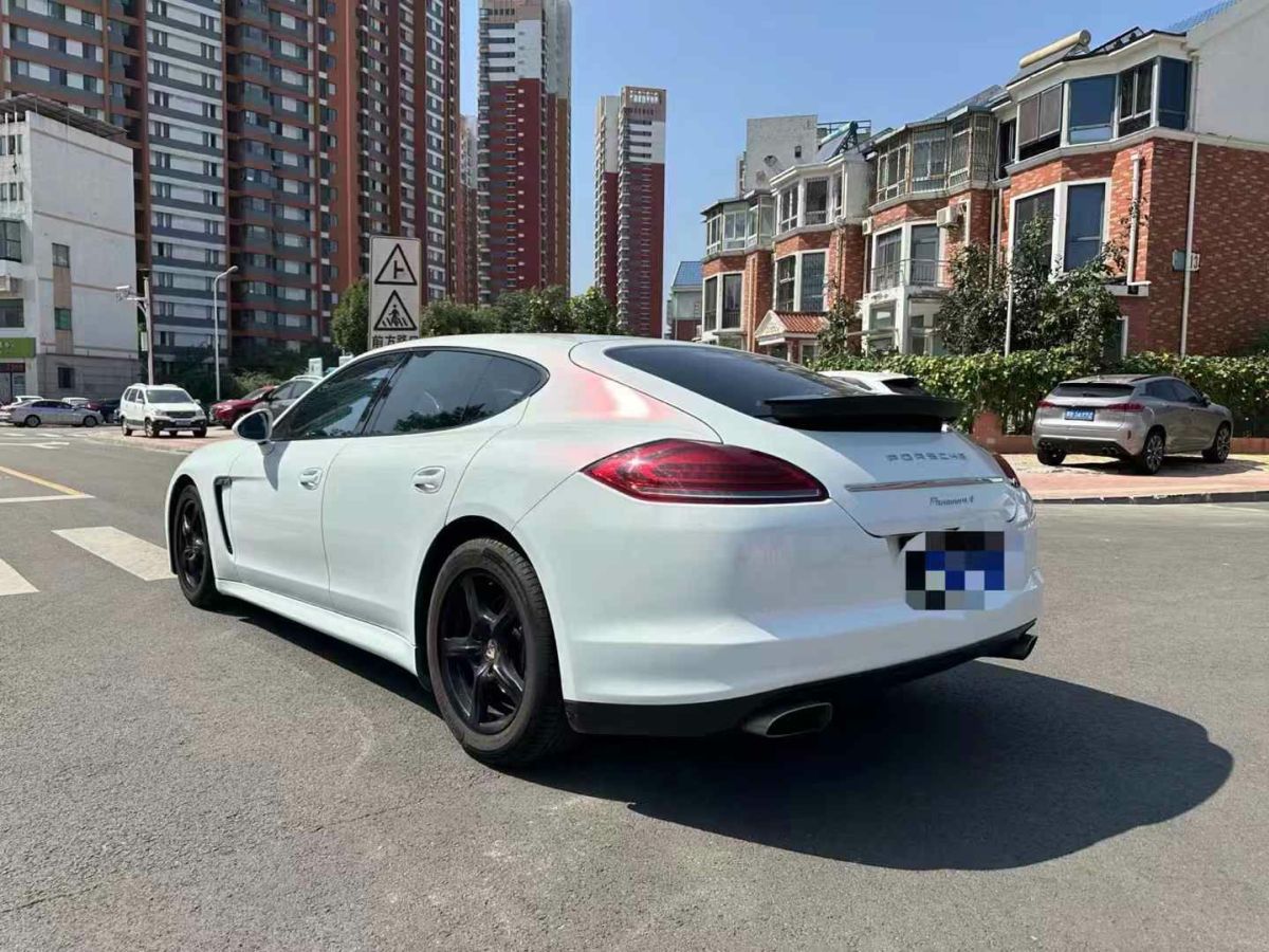 保時(shí)捷 Panamera  2011款 GTS 4.8圖片