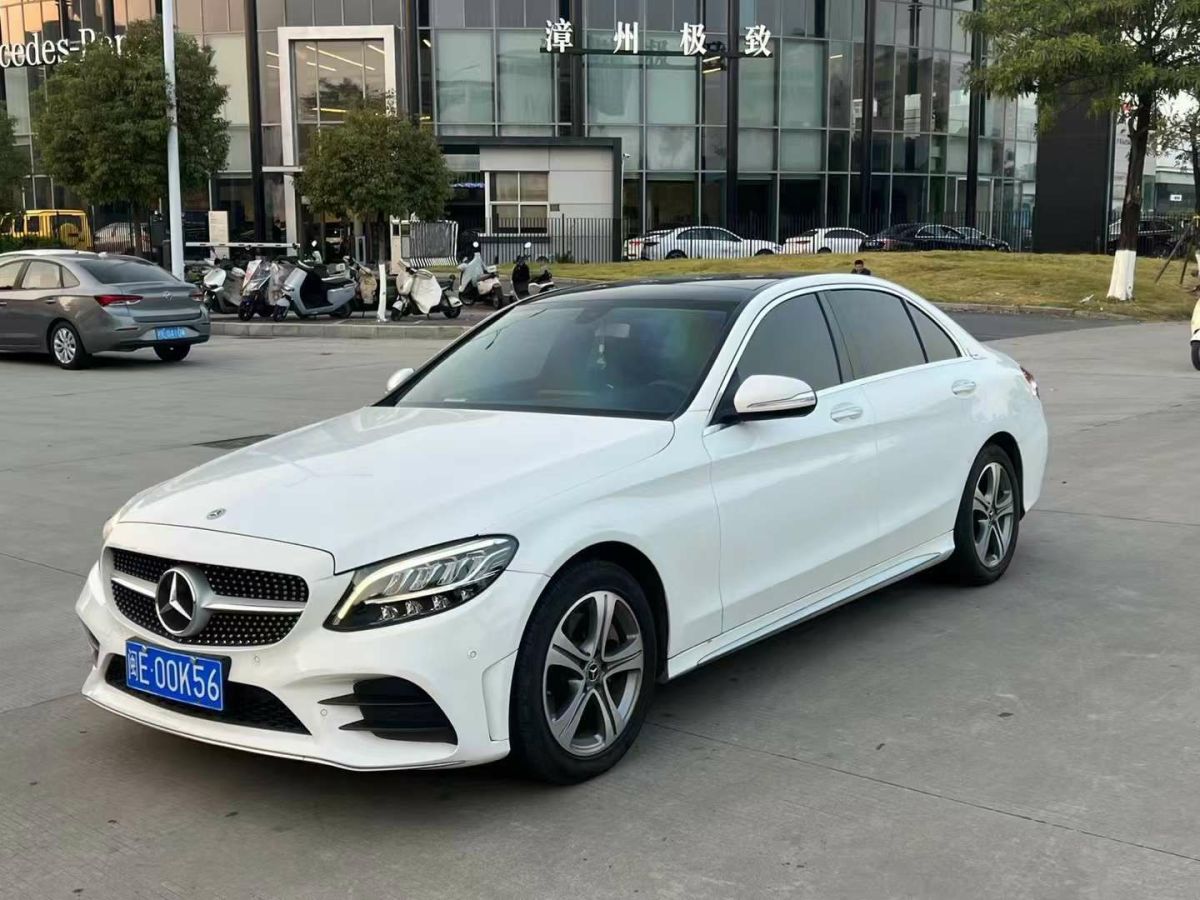 奔馳 奔馳C級(jí)  2020款 C 300 L圖片