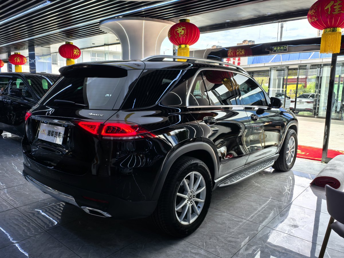 2021年9月奔驰 奔驰GLE  2023款 GLE 350 4MATIC 动感型