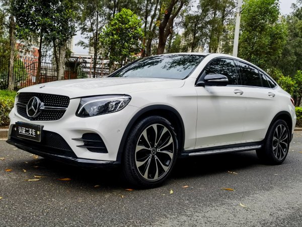 奔驰 奔驰GLC  2018款 GLC 300 4MATIC