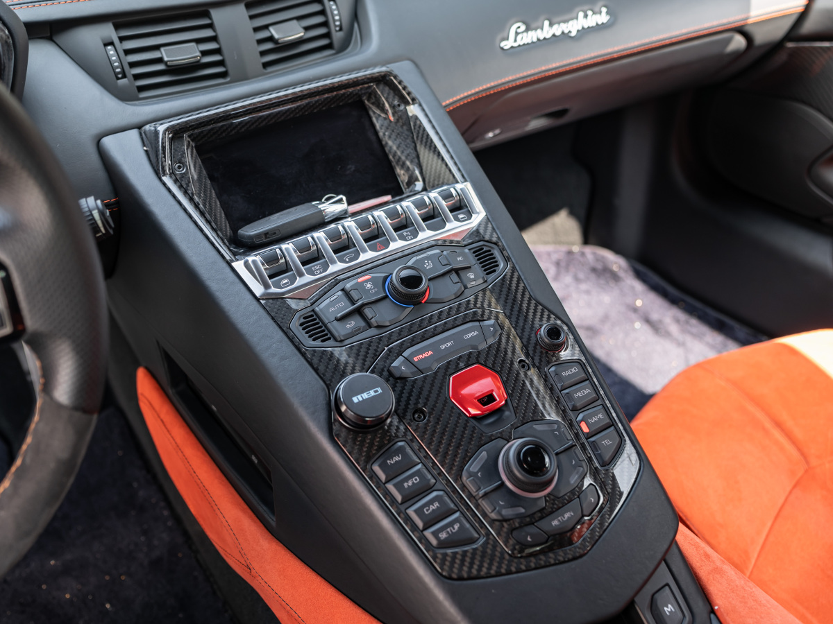 蘭博基尼 Aventador  2011款 LP 700-4圖片