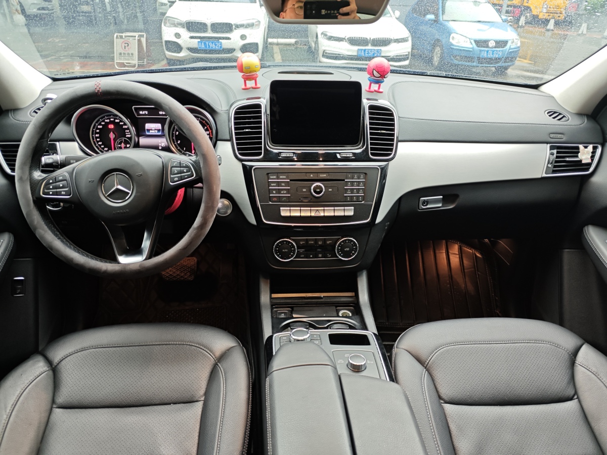 2016年6月奔驰 奔驰GLE轿跑  2018款 GLE 320 4MATIC 轿跑SUV