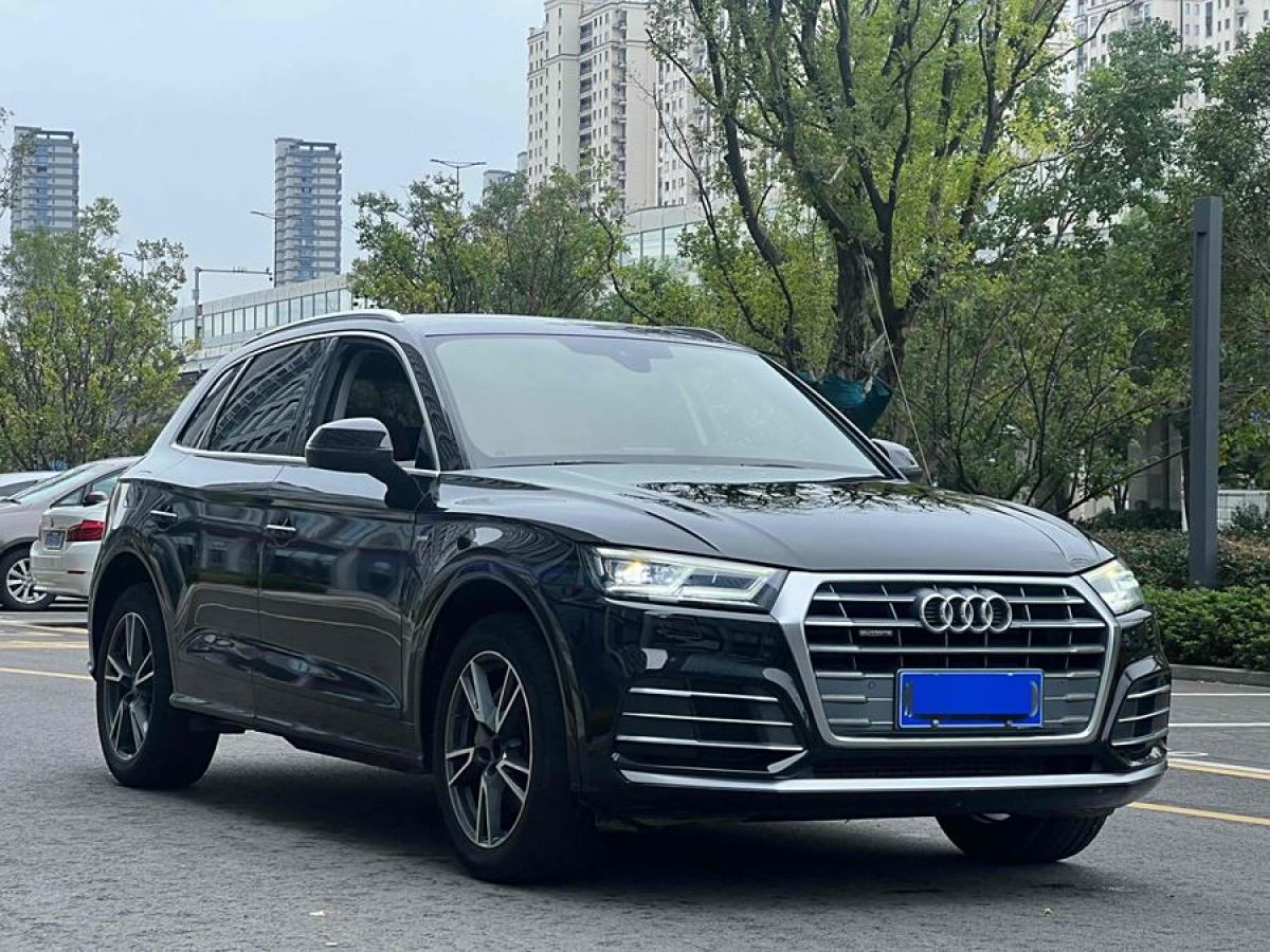 奧迪 奧迪Q5L  2020款 改款 40 TFSI 榮享時尚型圖片