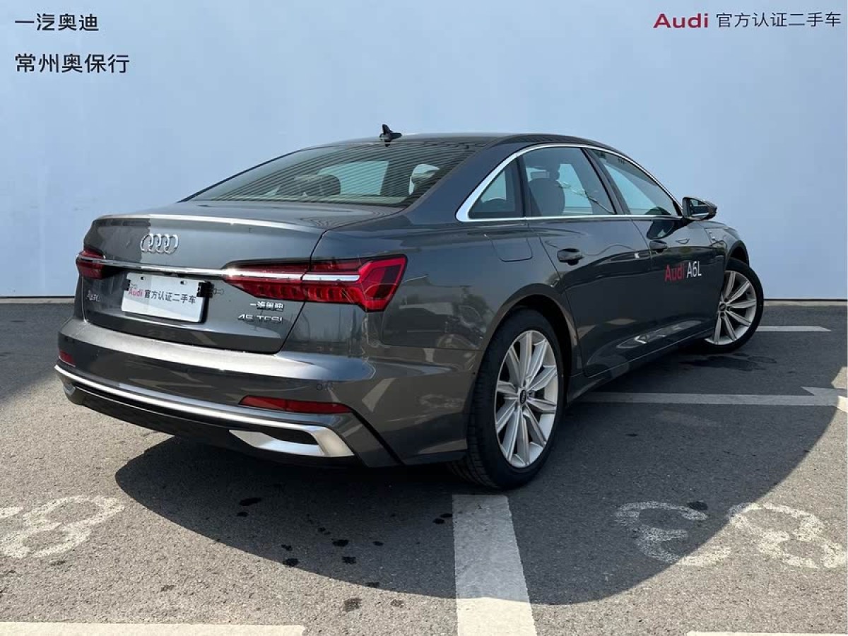 奧迪 奧迪A6L  2024款 45 TFSI 臻選動感型圖片