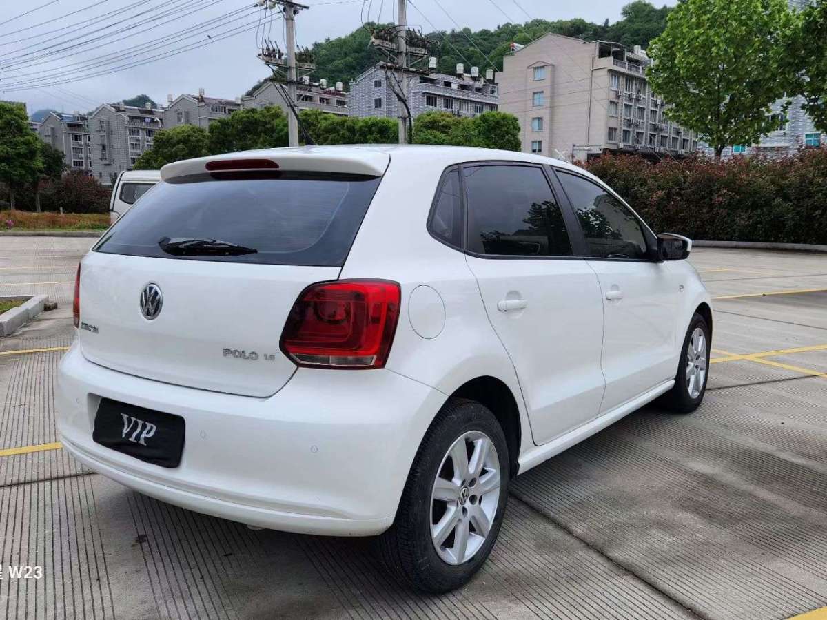 大眾 Polo  2013款 1.6L 自動(dòng)舒適版圖片