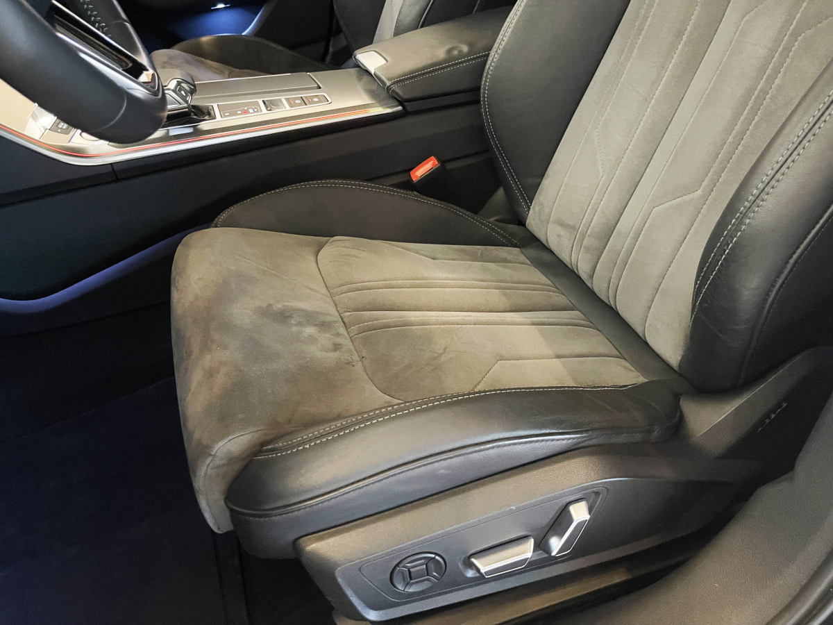 2020年4月奧迪 奧迪A6L  2020款 45 TFSI quattro 臻選動感型