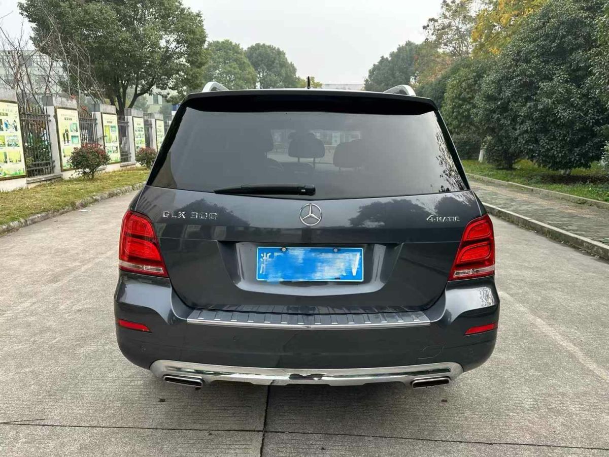 奔馳 奔馳GLK級(jí)  2014款 GLK 260 4MATIC 動(dòng)感型圖片