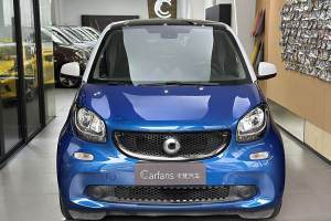 fortwo smart 1.0L 52千瓦硬頂激情版