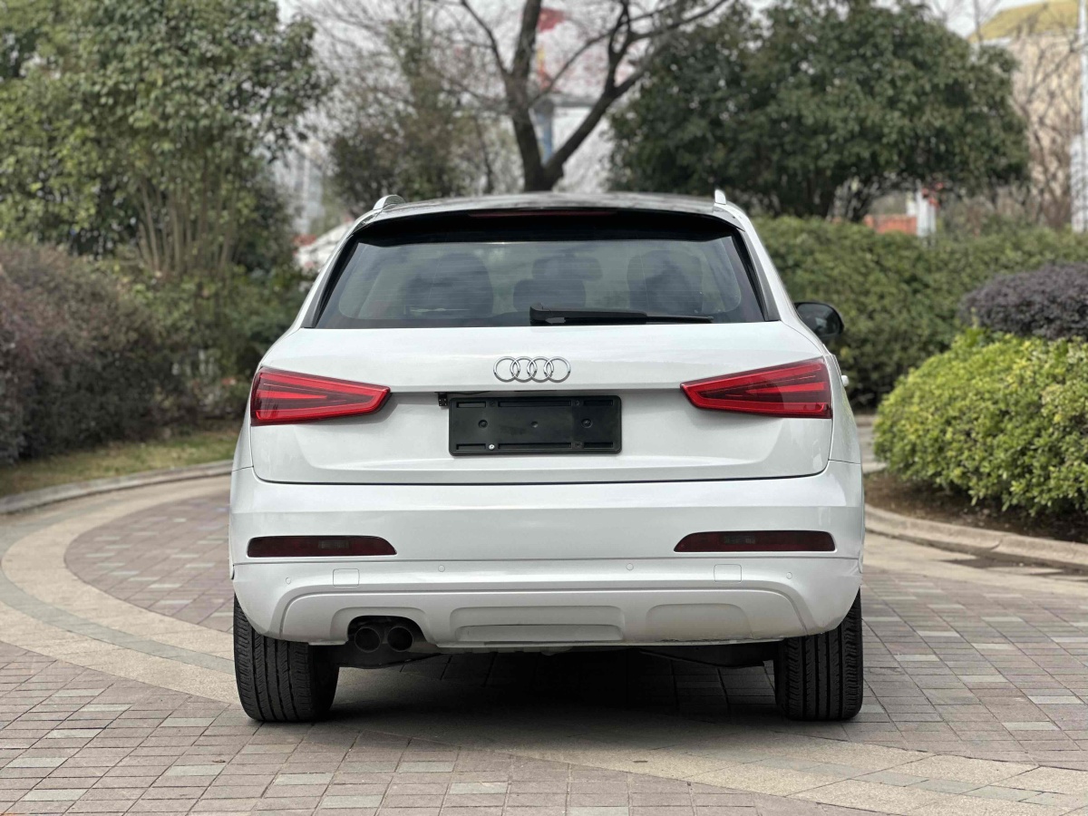 奧迪 奧迪Q3  2015款 35 TFSI quattro 技術(shù)型圖片