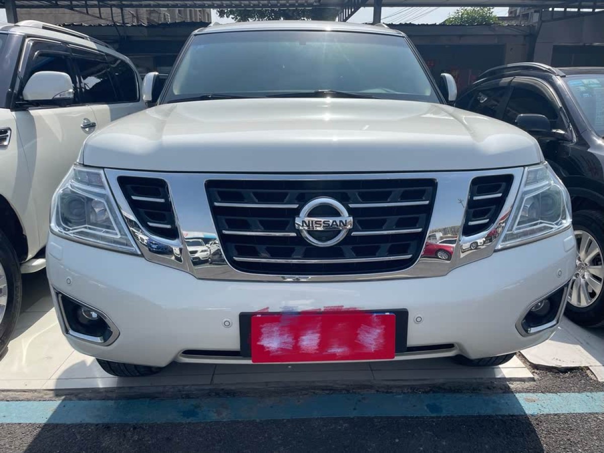 日產(chǎn) 途樂  2018款 4.0L 領英型圖片
