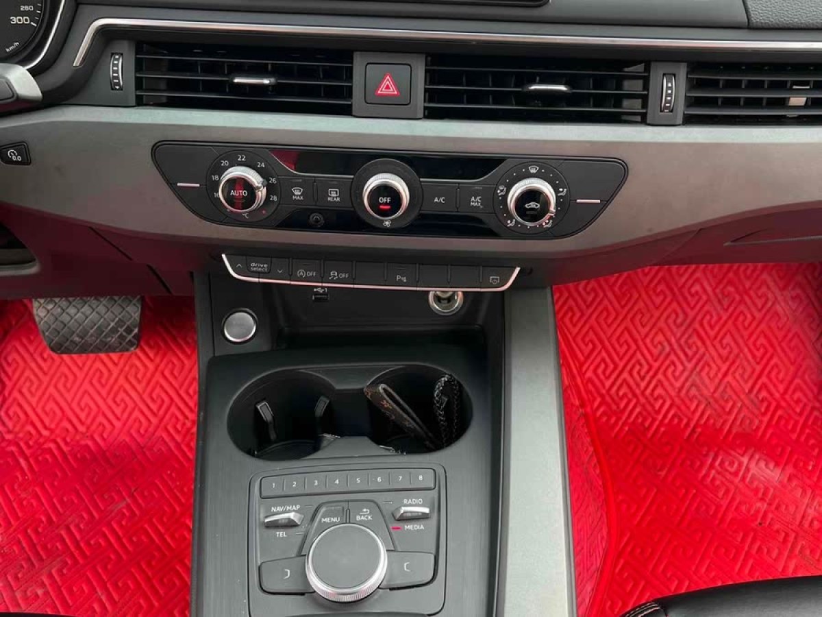 奧迪 奧迪A4L  2019款 40 TFSI 進(jìn)取型 國VI圖片