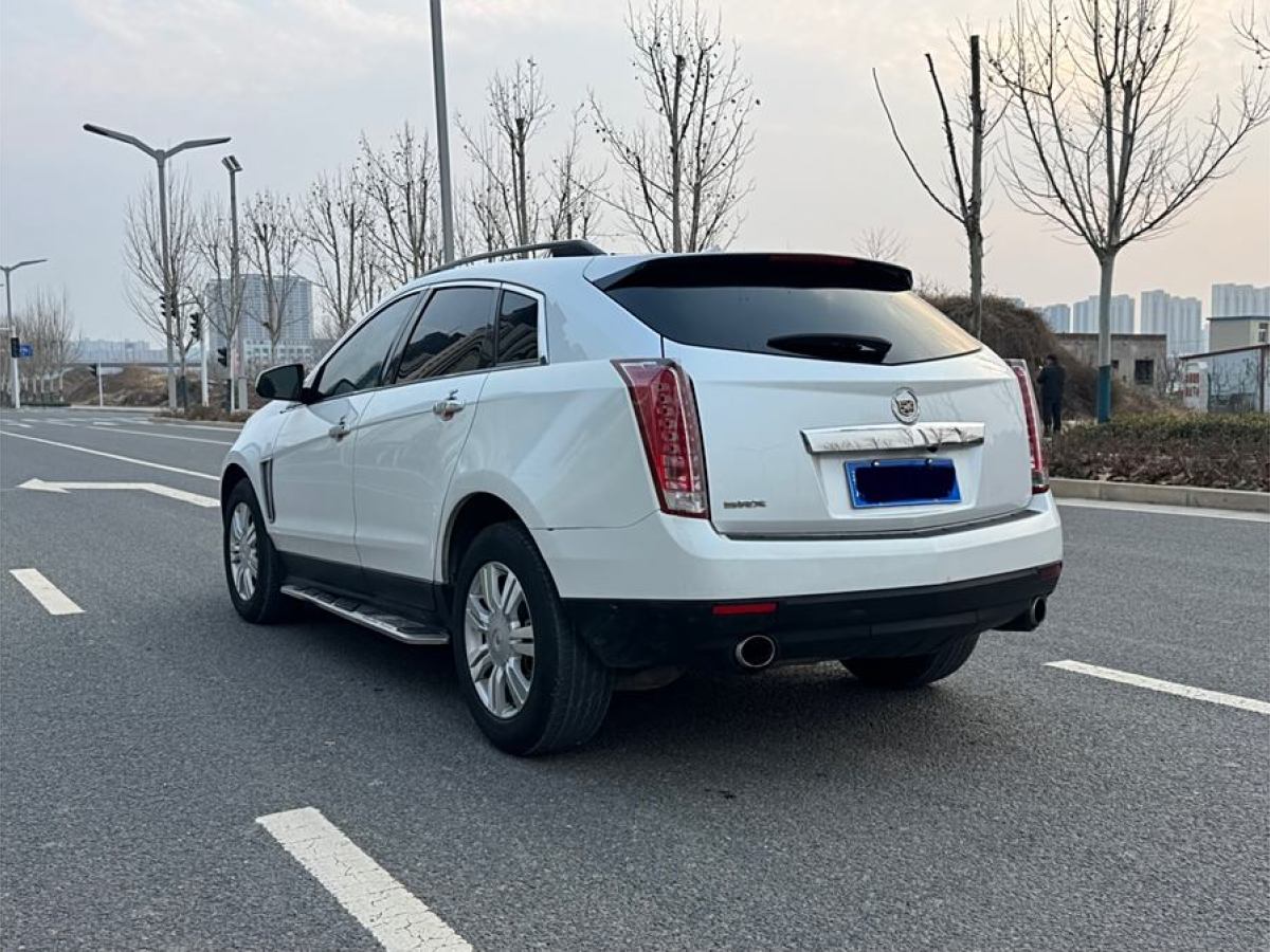 凱迪拉克 SRX  2014款 3.0L 精英型圖片