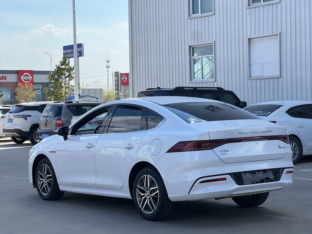 比亞迪 秦PLUS  2021款 DM-i 120KM 尊貴型圖片
