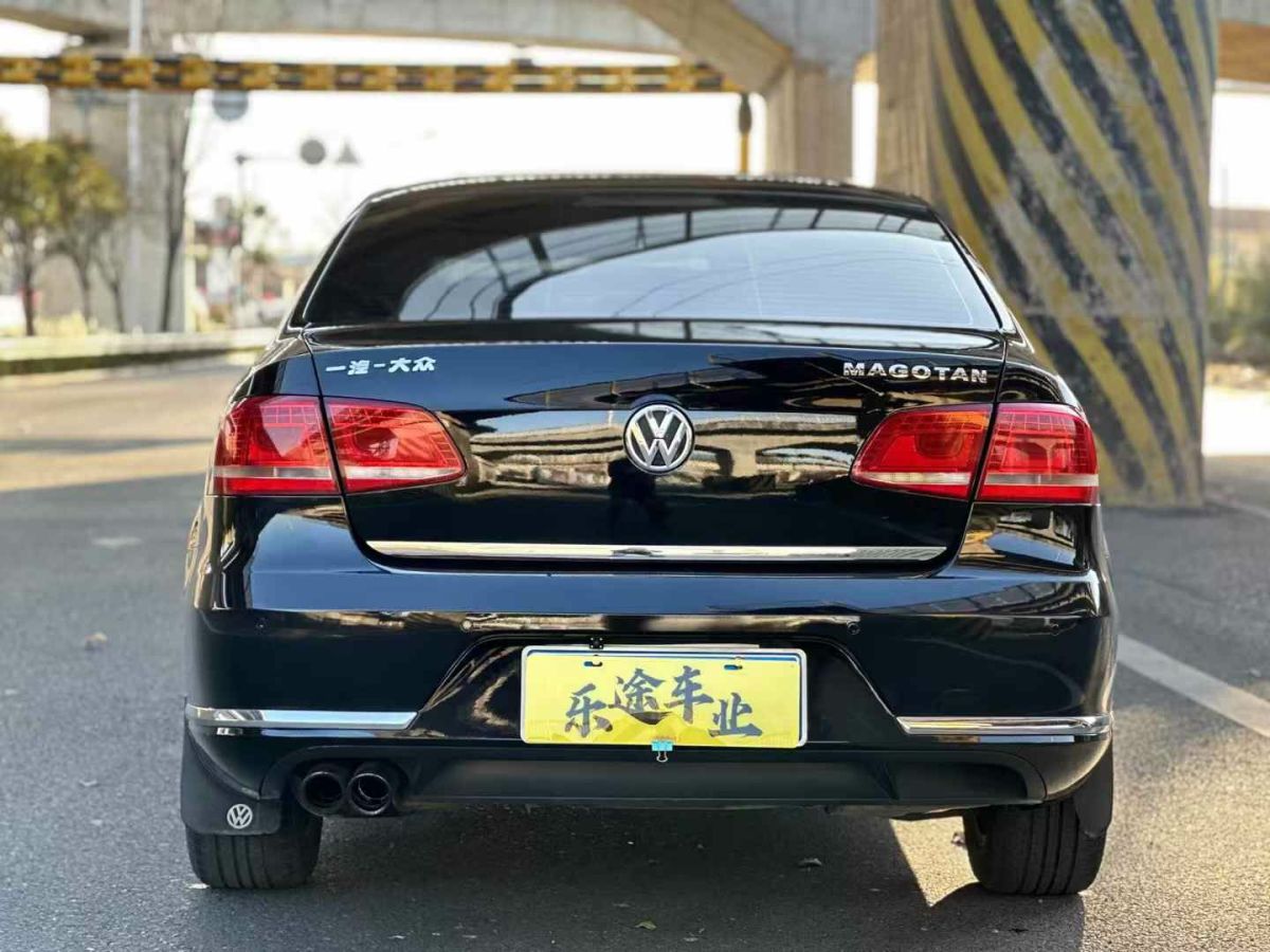 大眾 邁騰  2012款 1.8 TSI 改款領(lǐng)先版圖片