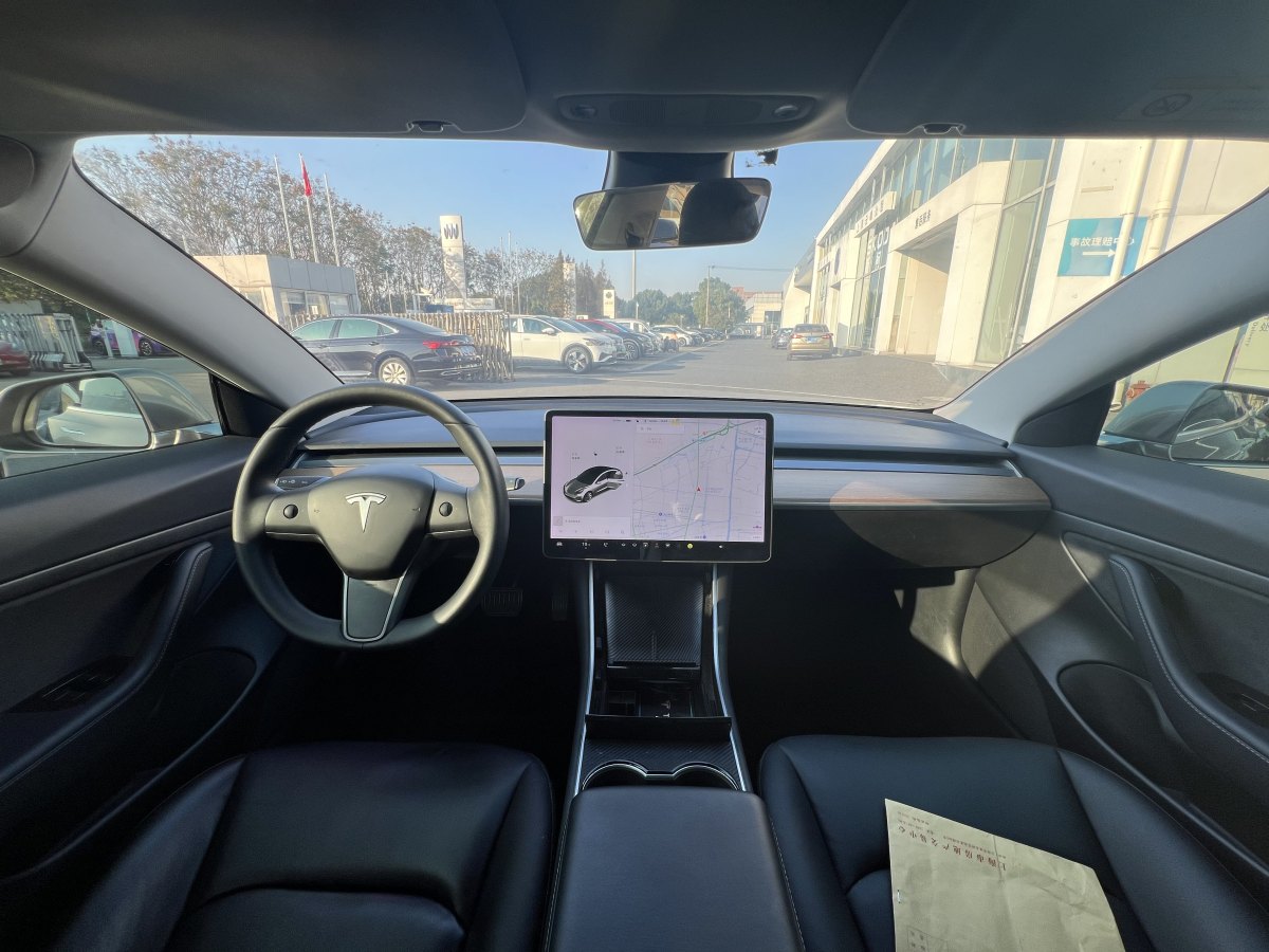 特斯拉 Model 3  2019款 標準續(xù)航后驅(qū)升級版圖片