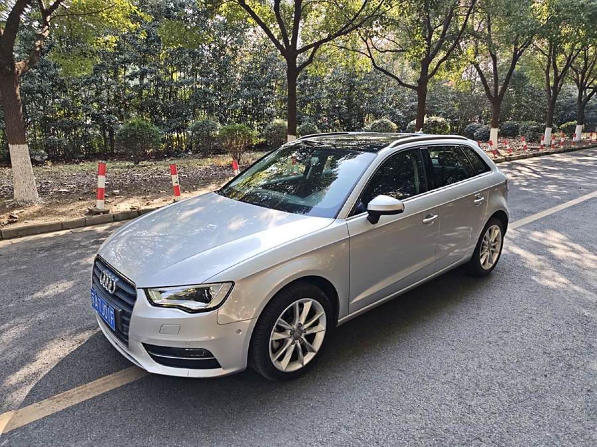 2015年1月奧迪 奧迪A3  2015款 Sportback 40 TFSI 自動(dòng)豪華型