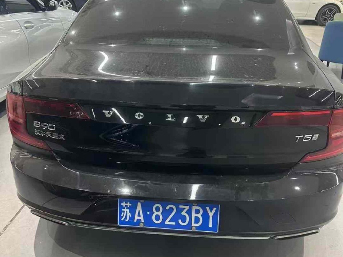 沃爾沃 S90  2019款 T4 智逸版圖片