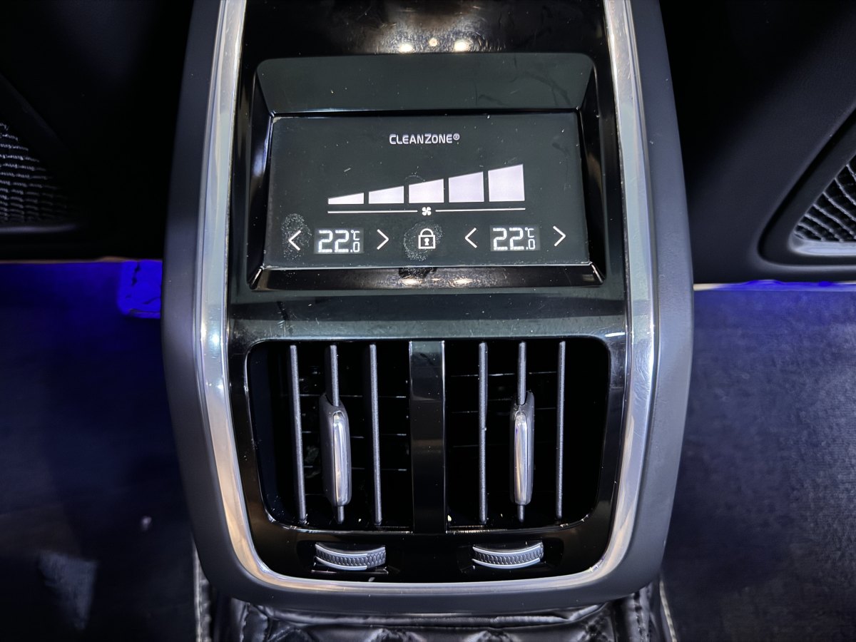 沃爾沃 S90  2018款 T4 智遠(yuǎn)版圖片