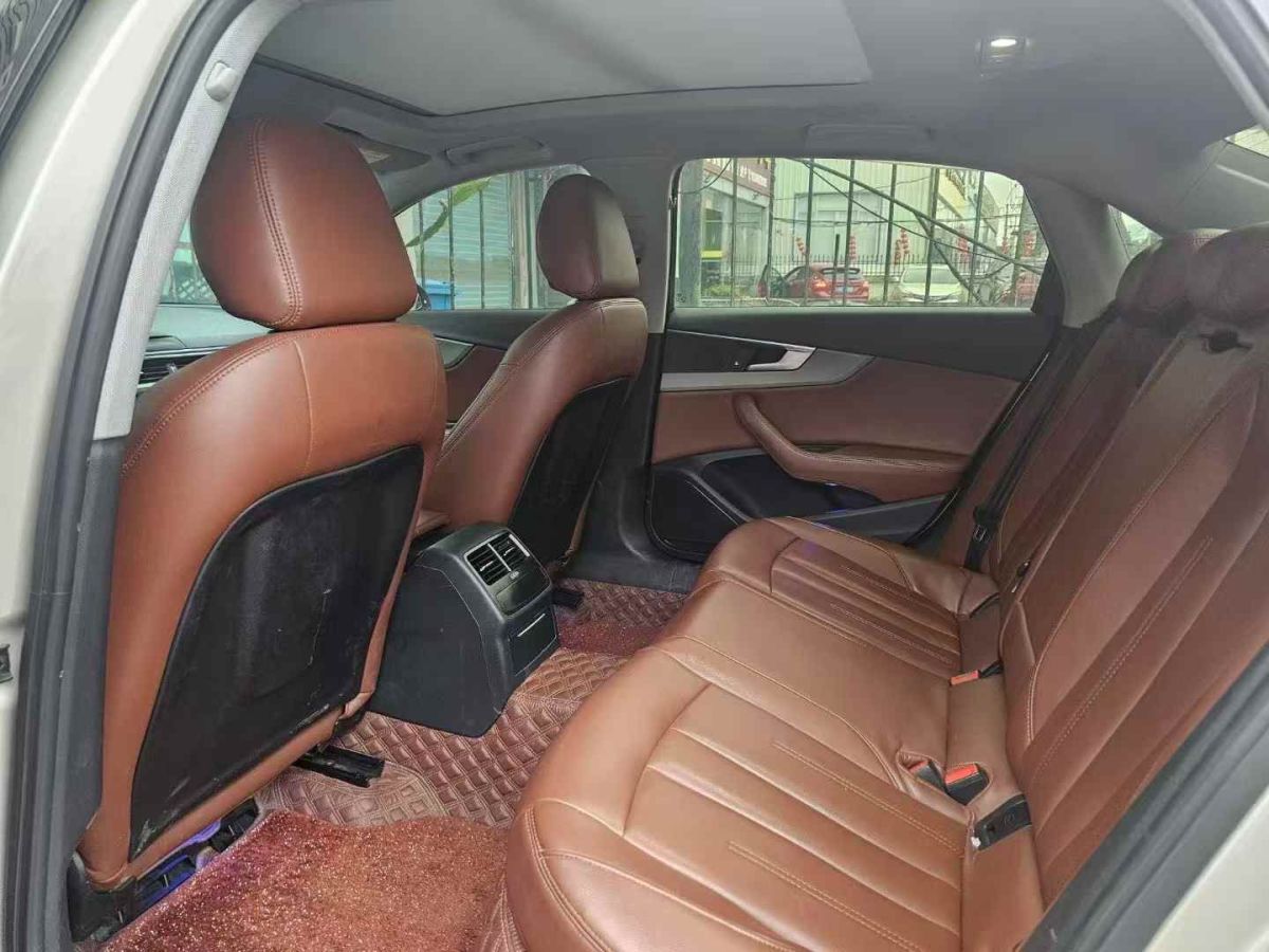 奧迪 奧迪A4L  2019款 35 TFSI 進(jìn)取型 國V圖片