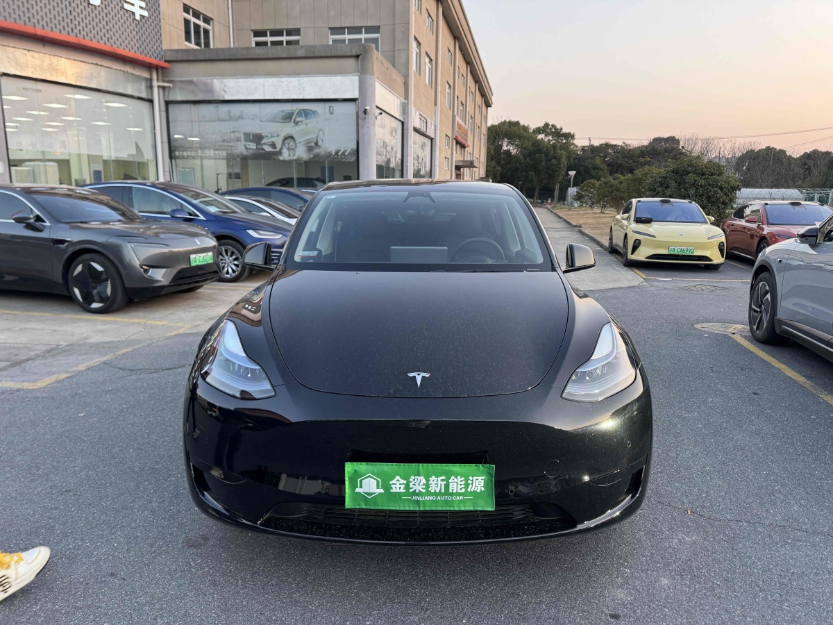 特斯拉 Model 3  2023款 煥新版 后輪驅(qū)動圖片