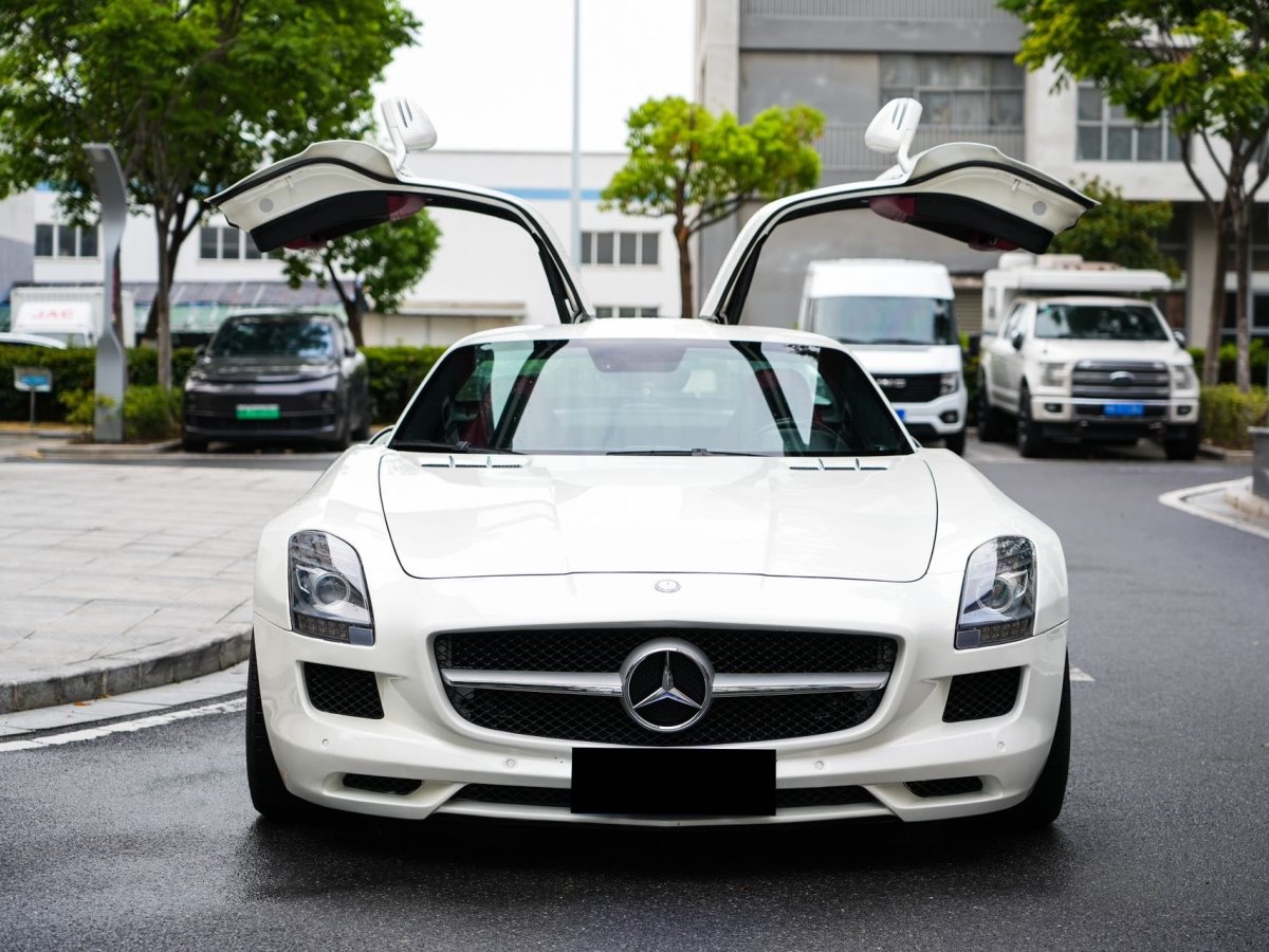 2013年6月奔馳 奔馳SLS級(jí)AMG  2011款 SLS AMG