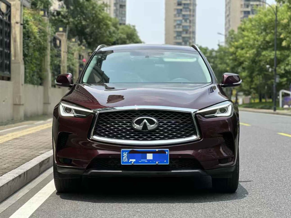 英菲尼迪 QX50  2022款 2.0T 兩驅(qū)WAVE版圖片