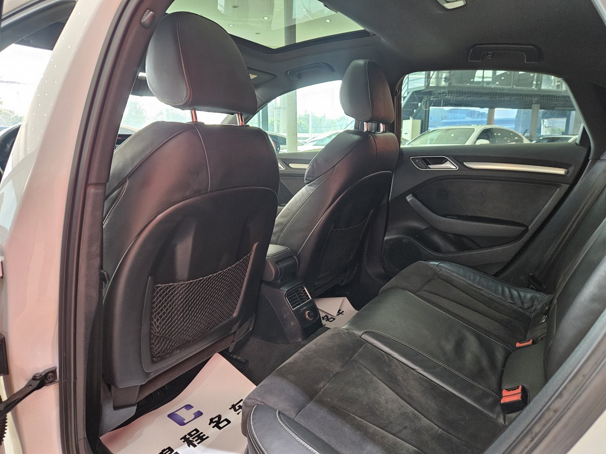 奧迪 奧迪S3  2015款 S3 2.0T Limousine圖片