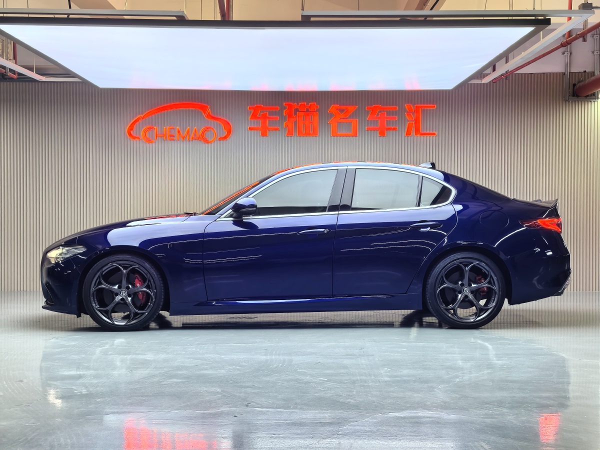 2017年12月阿爾法·羅密歐 Giulia  2017款 2.0T 280HP 豪華版