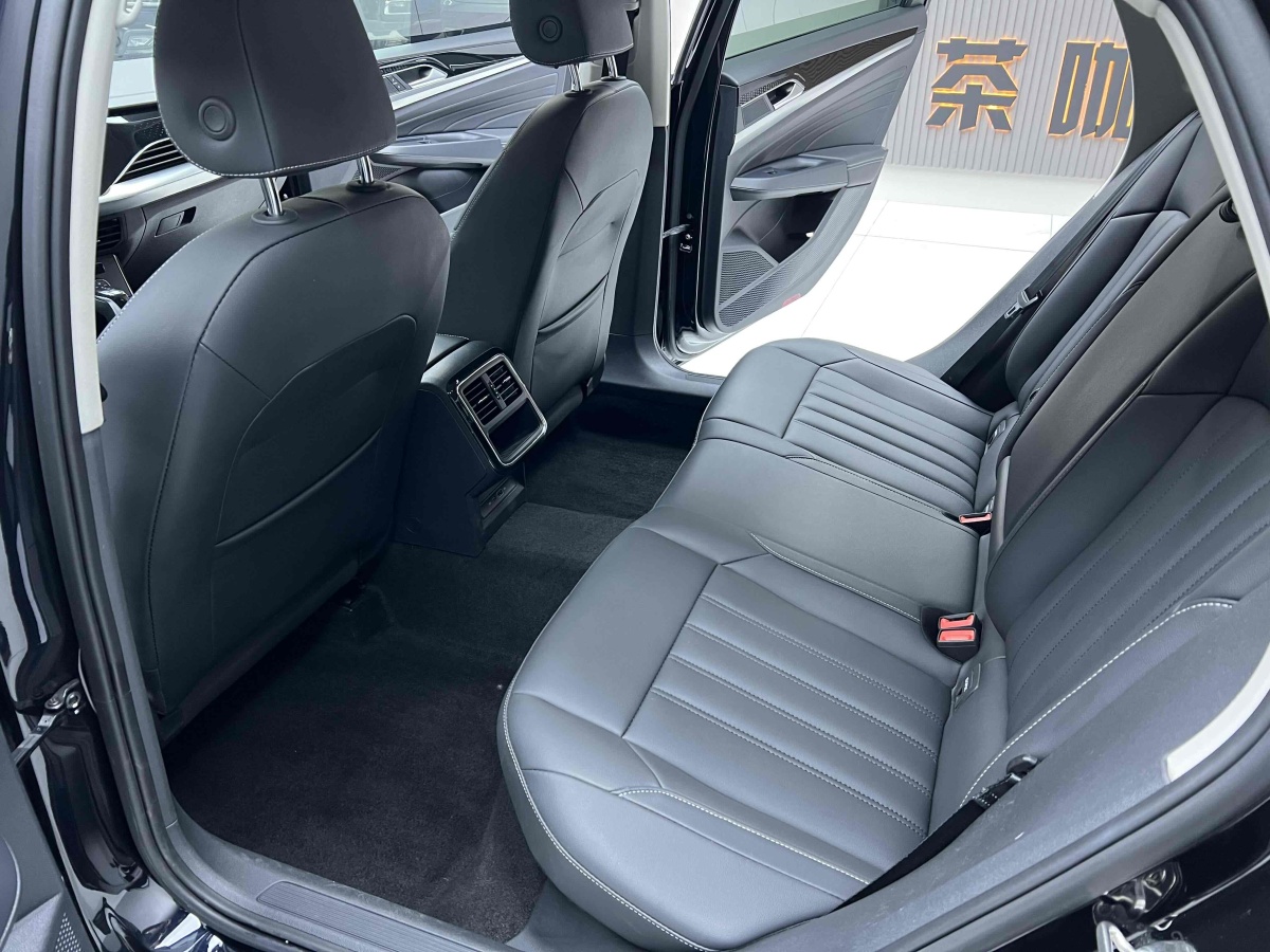 大眾 帕薩特  2022款 280TSI 商務(wù)版圖片