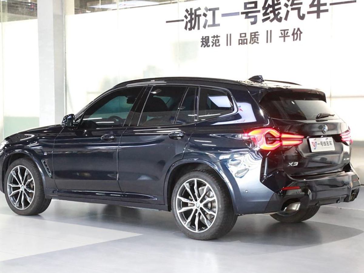 寶馬 寶馬X3  2022款 改款 xDrive30i 領(lǐng)先型 M曜夜套裝圖片