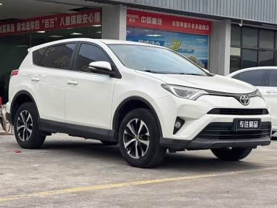 2018年12月 豐田 RAV4榮放 2.0L CVT兩驅(qū)都市版圖片