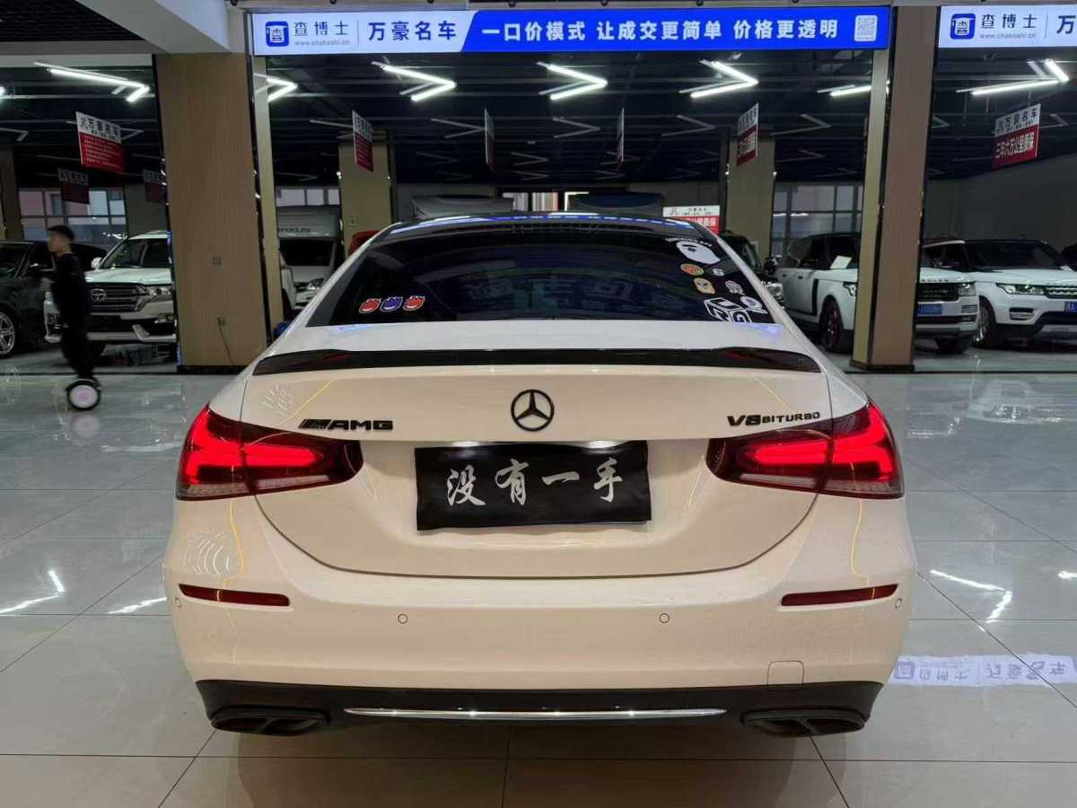 奔馳 奔馳A級(jí)  2019款  改款 A 200 L 運(yùn)動(dòng)轎車(chē)圖片