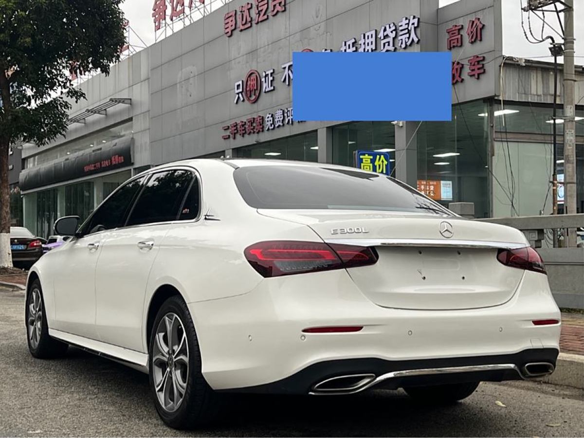 奔馳 奔馳E級(jí)  2021款 改款 E 300 L 豪華型圖片