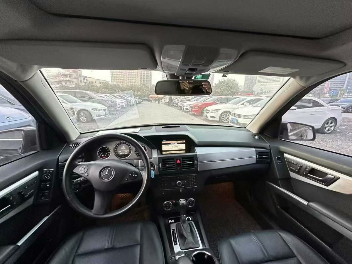 奔馳 奔馳GLK級  2010款 GLK 300 4MATIC 時(shí)尚型圖片