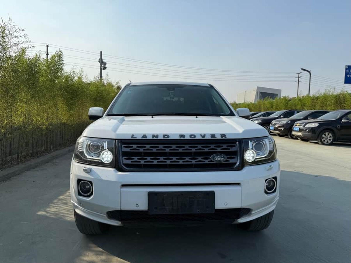 路虎 神行者2  2015款 2.0T Si4 XS典藏版圖片
